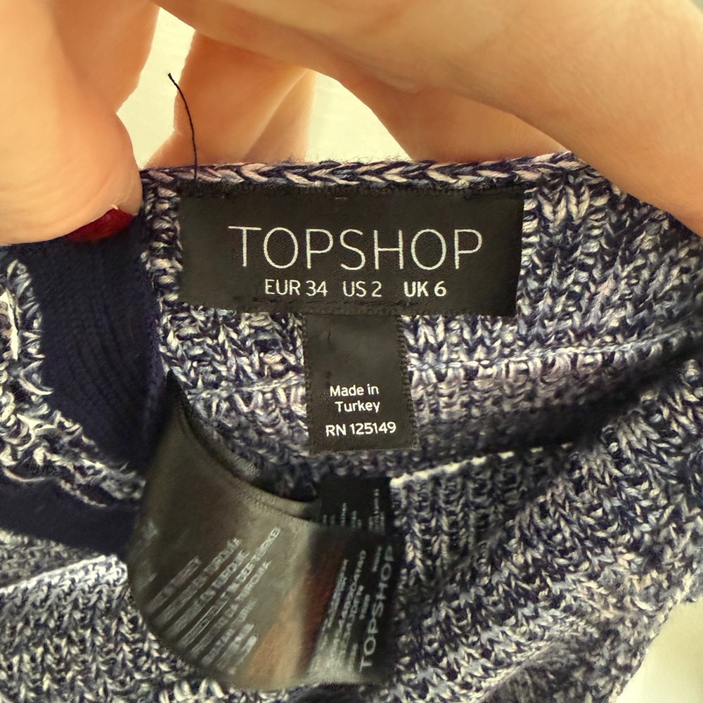 Topshop Gray Knit Halter Bralette Crop Top Tie Neck Button Back | Size 2 - Picture 10 of 12